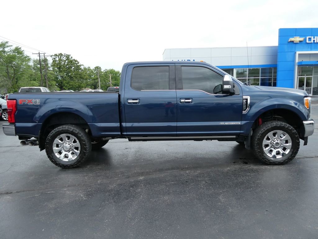 Used 2017 Ford F250 King Ranch w/ King Ranch Ultimate Package AWD/4WD image 4