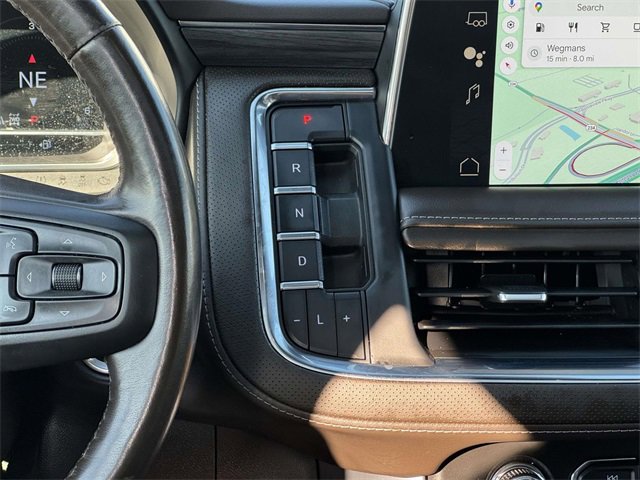 Used 2023 GMC Yukon XL SLT w/ SLT Luxury Package image 18