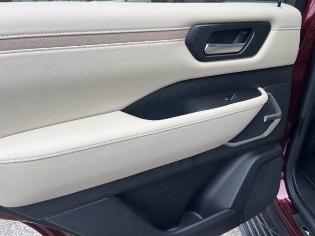 New 2025 Nissan Armada Platinum w/ Convenience Package image 31