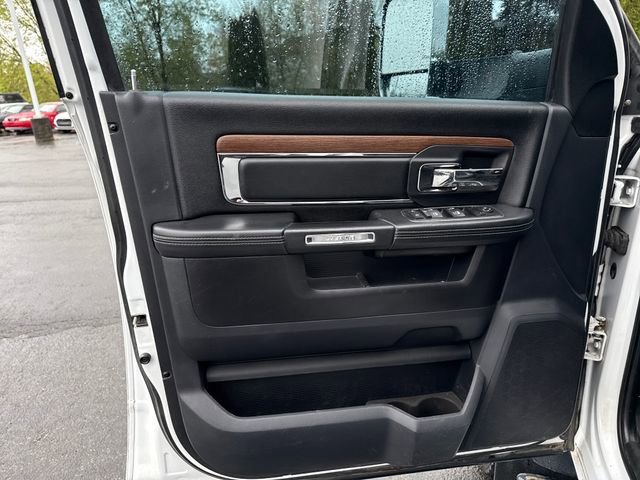 Used 2016 RAM 5500 Laramie AWD/4WD image 19