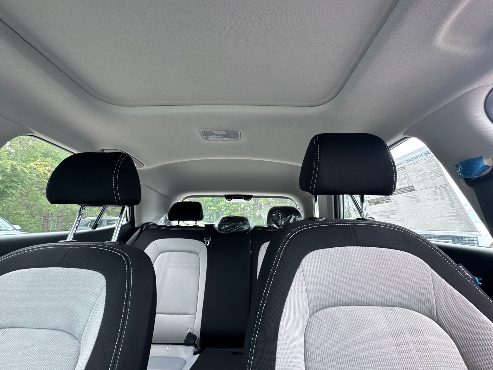 New 2026 Hyundai Venue SEL FWD image 32