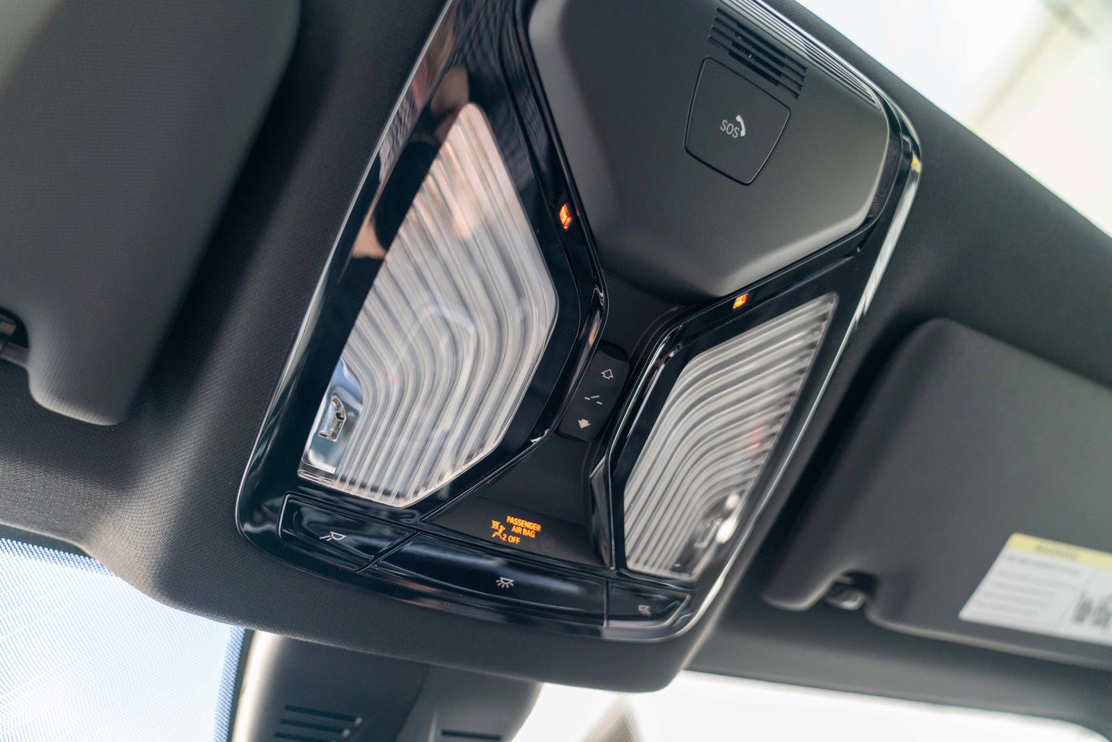 Used 2024 BMW M2 w/ Lighting Package image 39