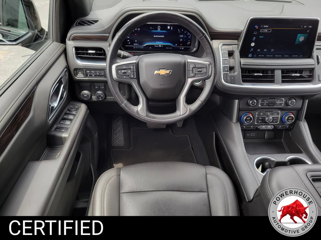 Used 2022 Chevrolet Suburban LT w/ Luxury Package RWD image 21