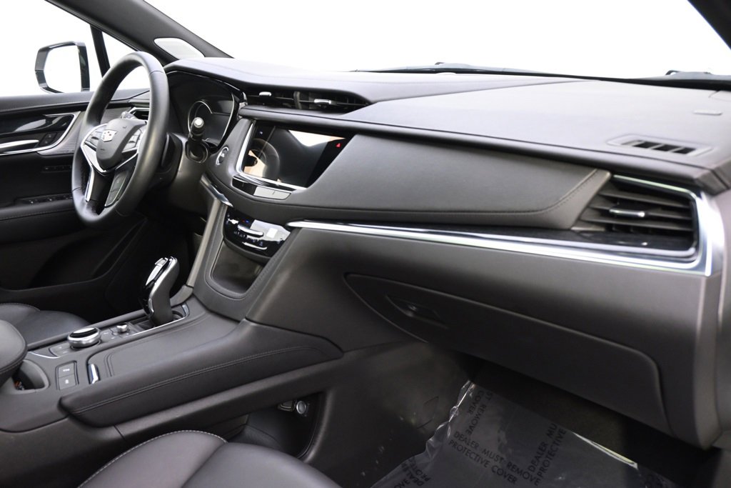 Certified 2025 Cadillac XT5 Premium Luxury image 15