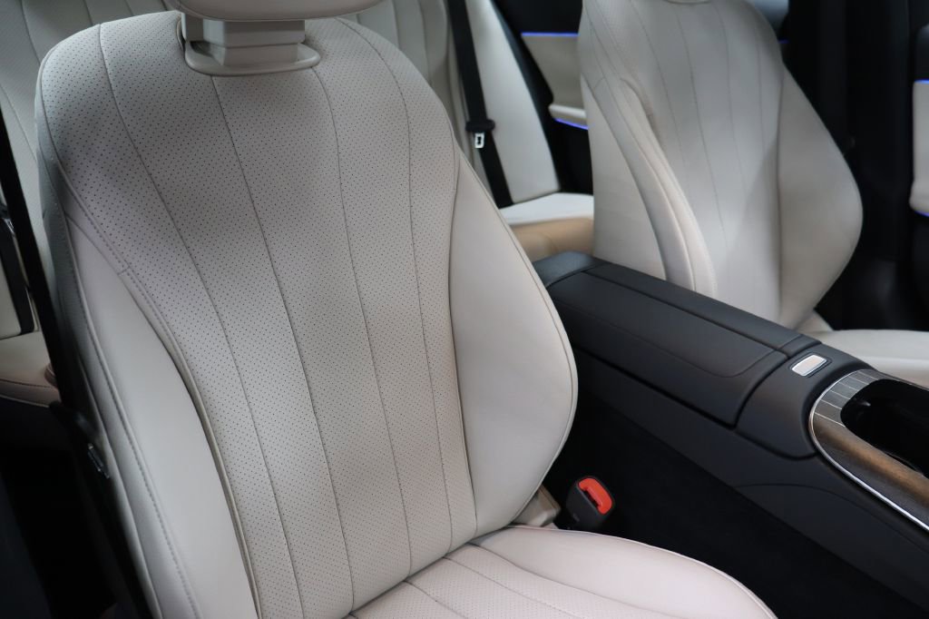 Used 2024 Mercedes-Benz E 450 4MATIC Sedan image 26