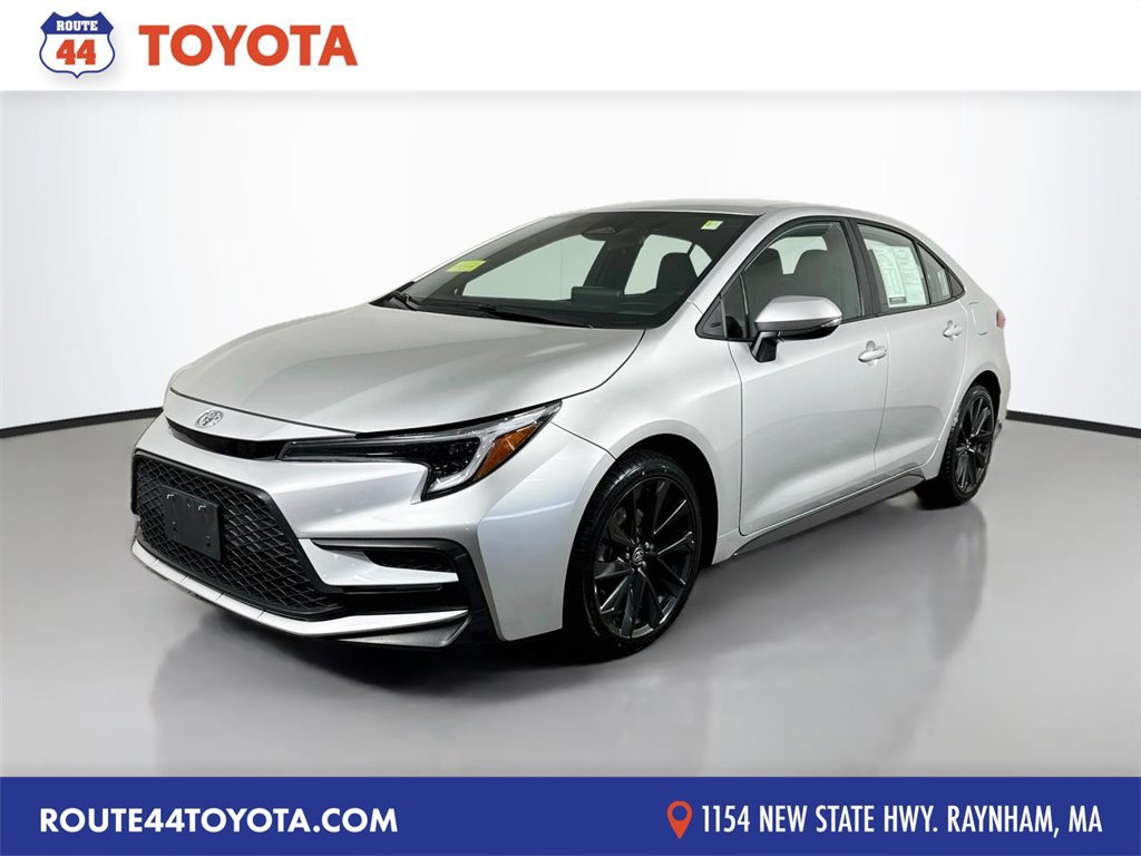 Used 2024 Toyota Corolla SE