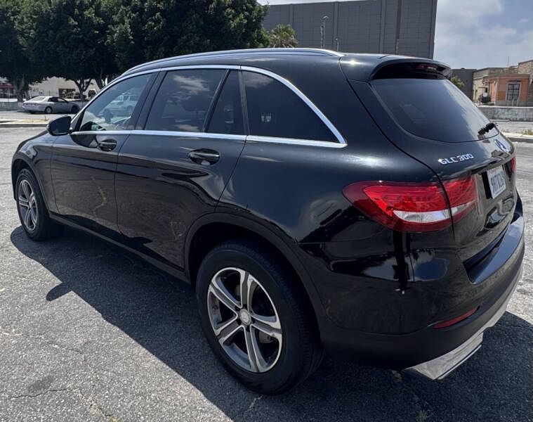 Used 2017 Mercedes-Benz GLC 300 image 6