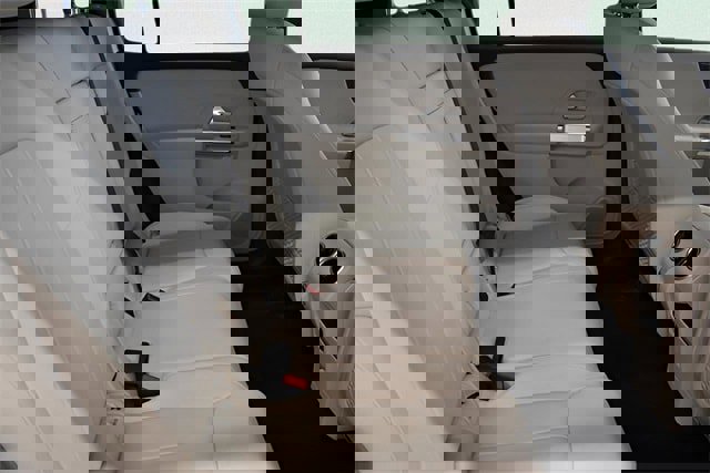 New 2025 Mercedes-Benz GLB 250 4MATIC image 19