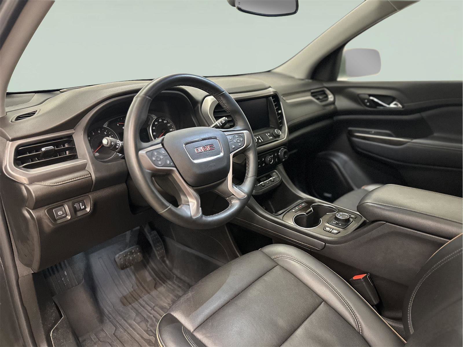 Certified 2023 GMC Acadia AT4 w/ Preferred Package image 18