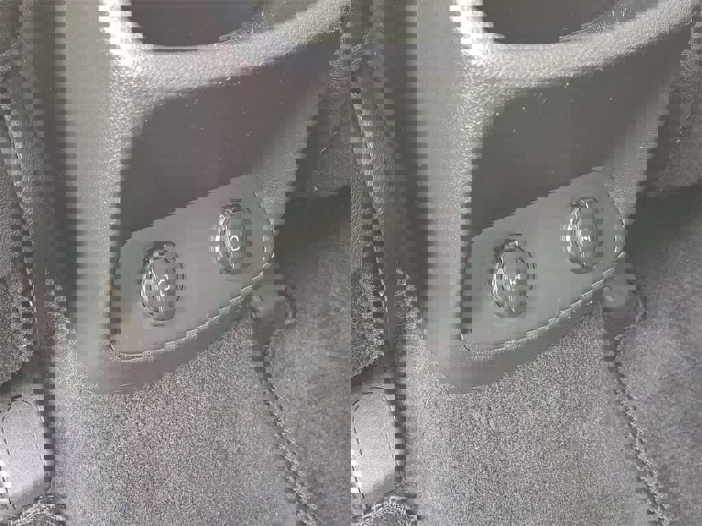 Used 2020 Hyundai Santa Fe SEL w/ Convenience + Premium Package image 28