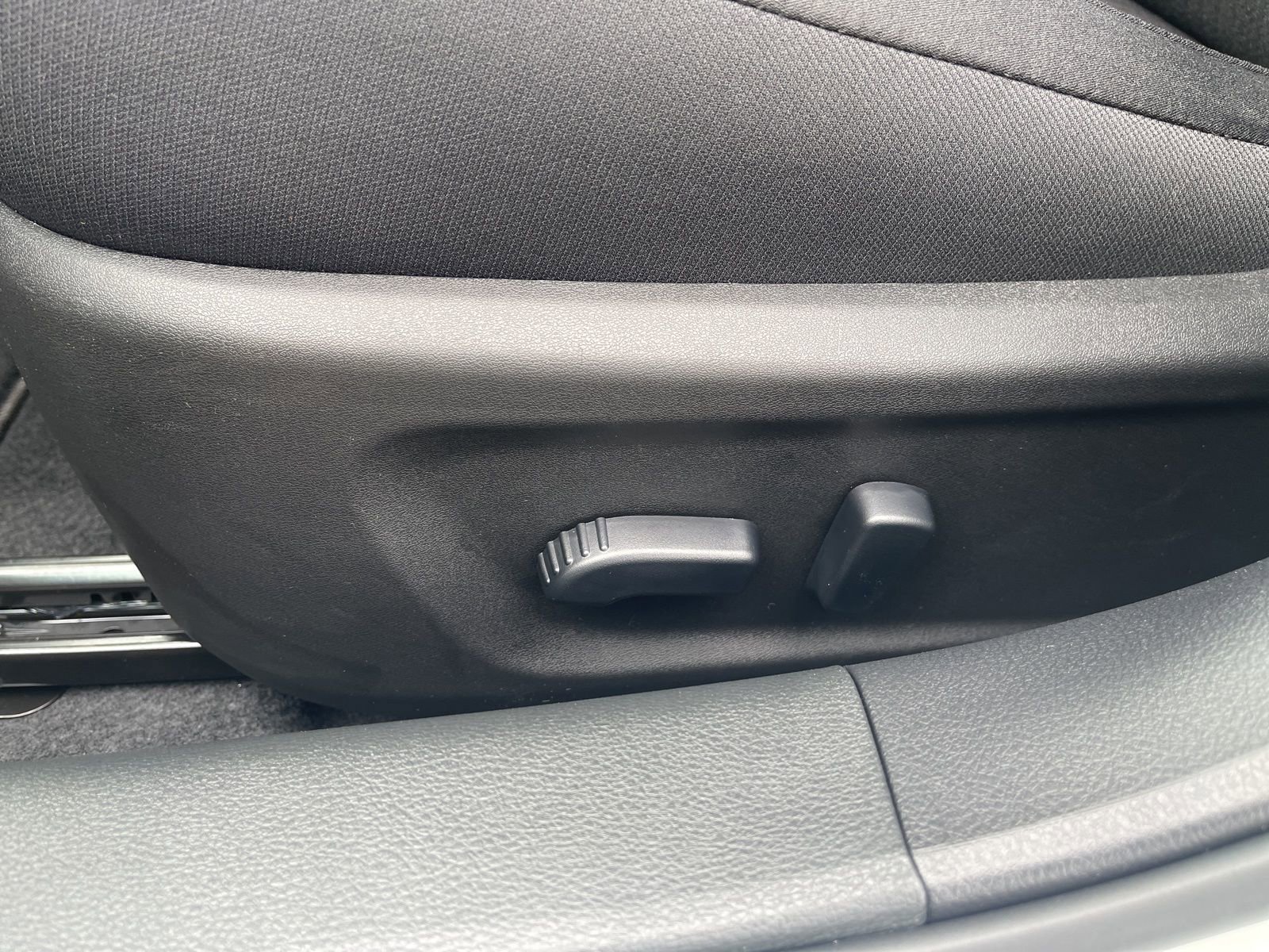 New 2025 Nissan Altima 2.5 SV image 15