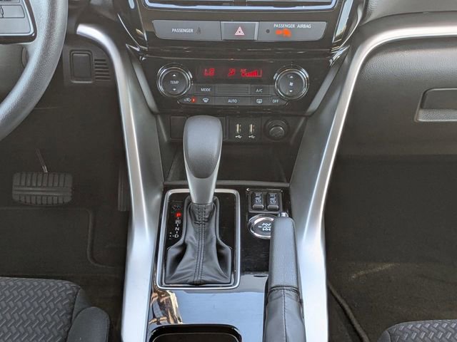 Used 2025 Mitsubishi Eclipse Cross LE AWD/4WD image 18