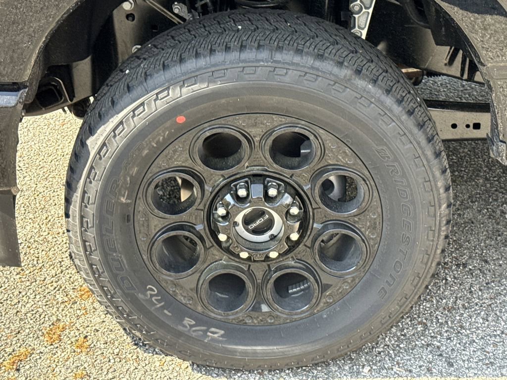 New 2026 Ford F250 Lariat w/ Black Appearance Package image 11
