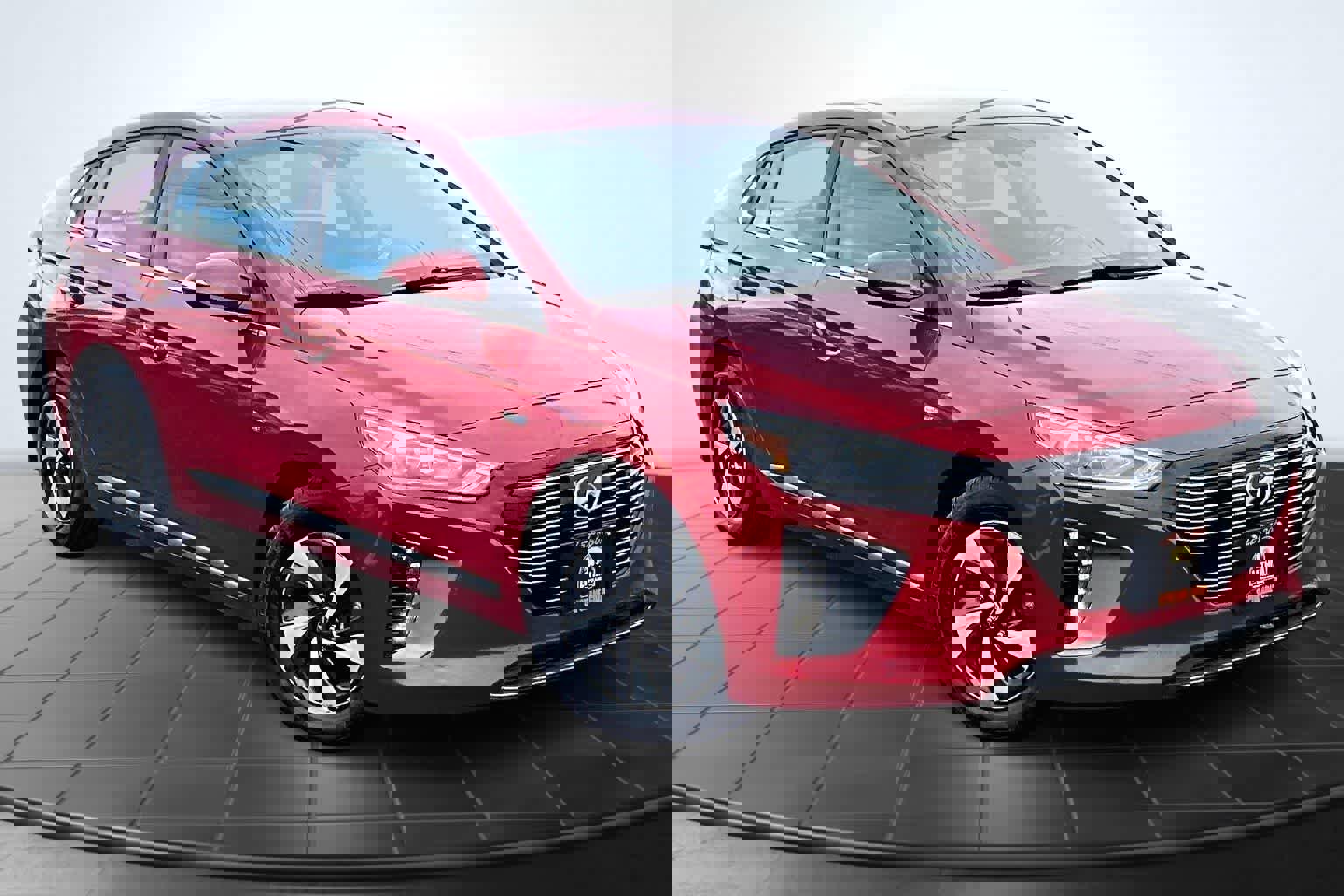 Used 2019 Hyundai Ioniq SEL image 22