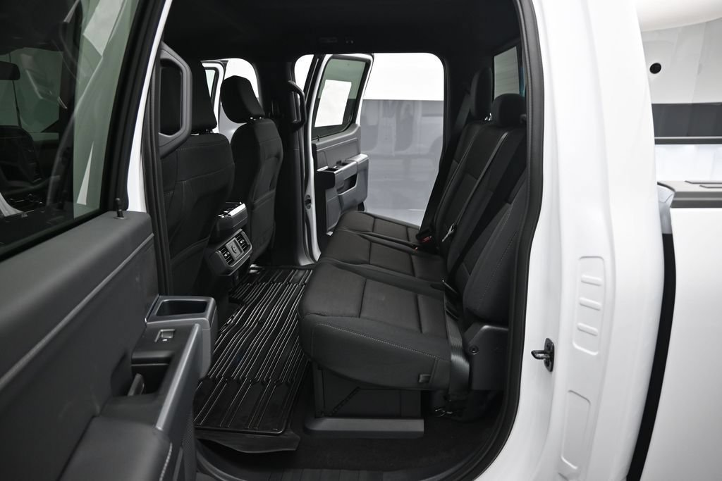 New 2026 Ford F150 XLT w/ Equipment Group 302A MID AWD/4WD image 19