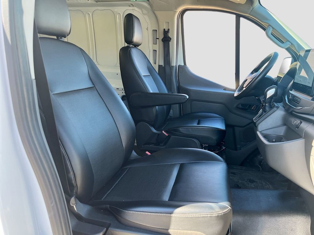 Used 2024 Ford Transit 150 Low Roof AWD image 26