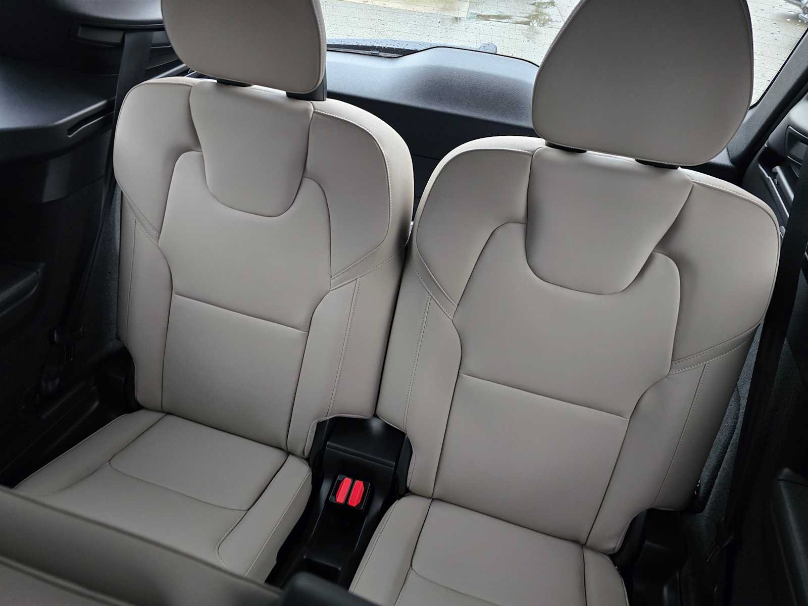 New 2026 Volvo XC90 B6 Plus w/ Protection Package Premier AWD/4WD image 20