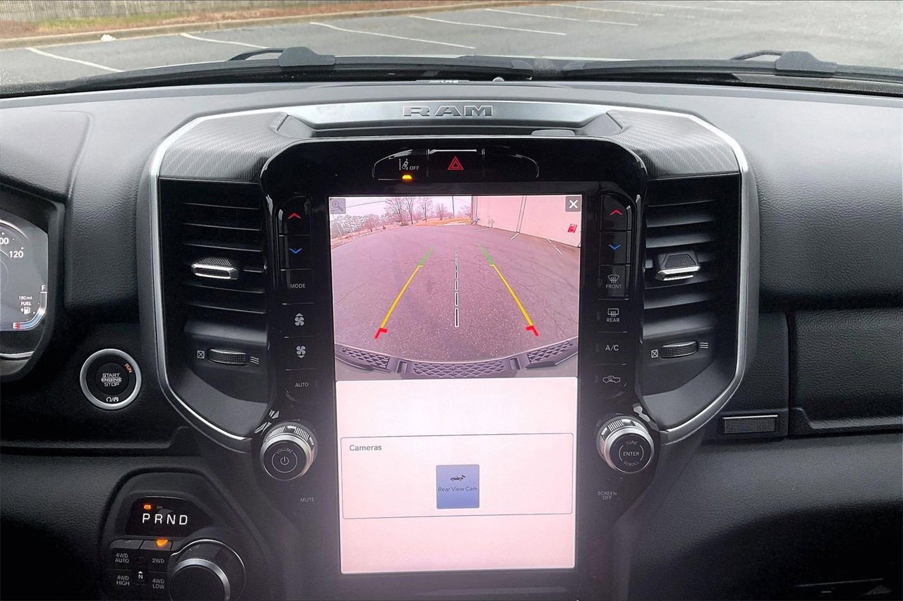 New 2026 RAM 1500 4x4 Crew Cab image 14