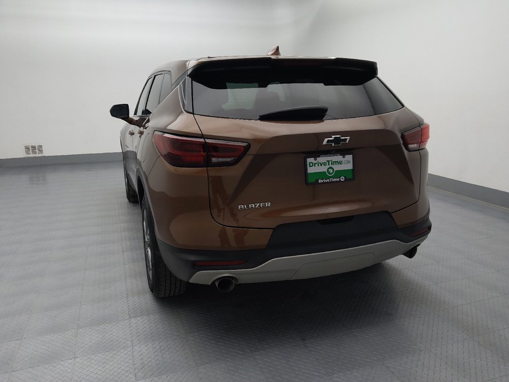 Used 2023 Chevrolet Blazer LT w/ Driver Confidence Package image 6