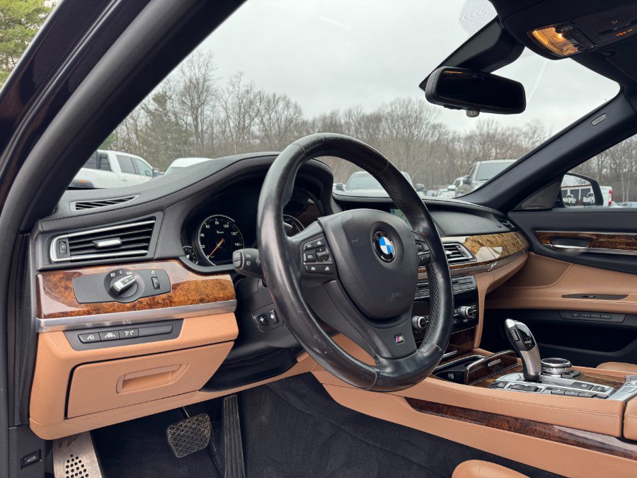 Used 2014 BMW 750Li xDrive AWD/4WD image 14