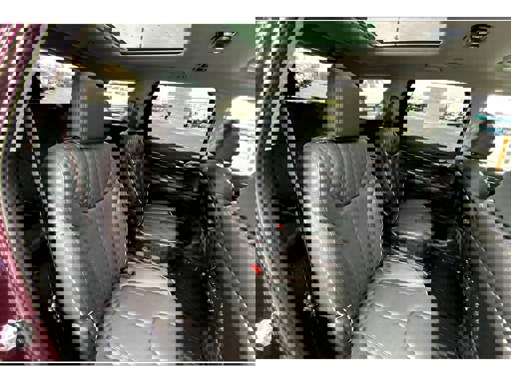 Used 2024 Hyundai Palisade Limited image 29