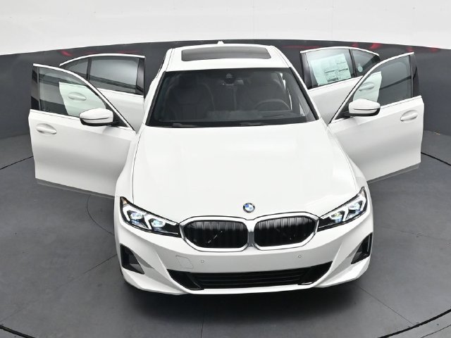 New 2026 BMW 330i xDrive Sedan w/ Premium Package AWD/4WD image 43