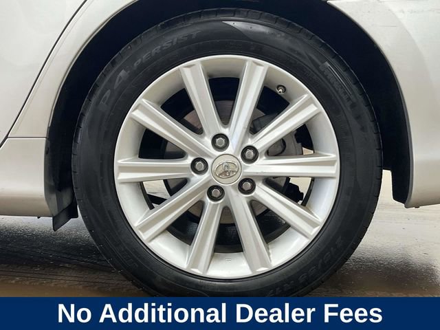 Used 2013 Toyota Camry XLE w/ Leather Pkg FWD image 13