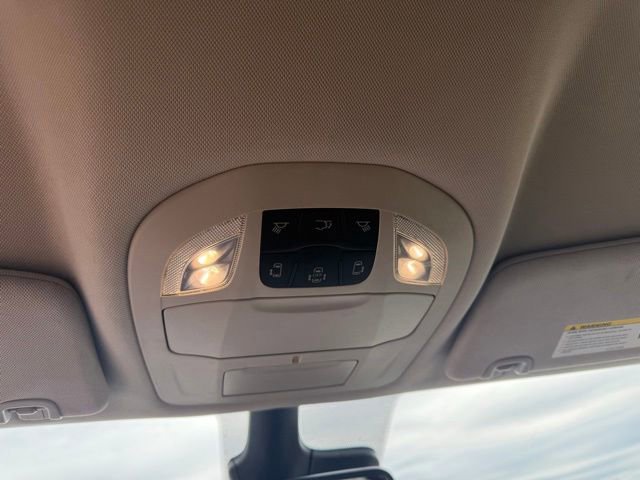 Used 2024 Chrysler Pacifica Touring-L FWD image 27