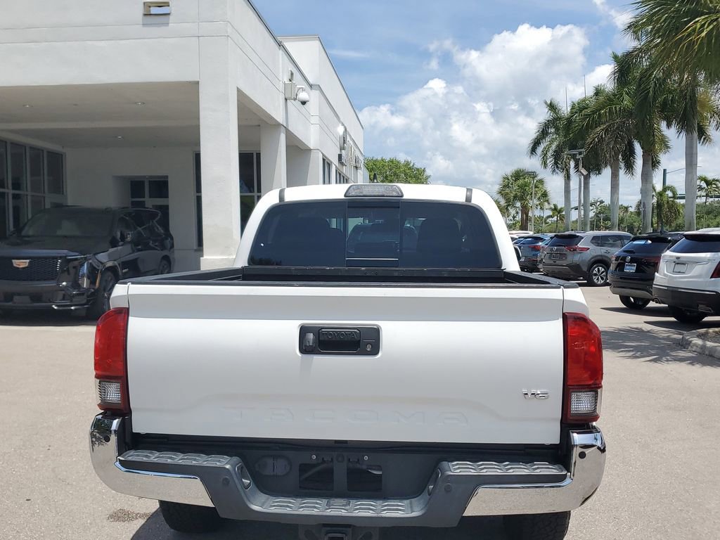 Used 2019 Toyota Tacoma SR5 RWD image 13
