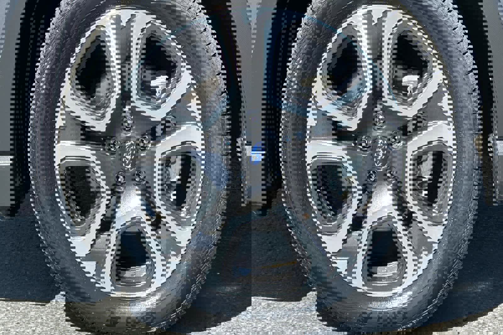 Used 2023 Subaru Ascent Limited w/ Technology Package image 28