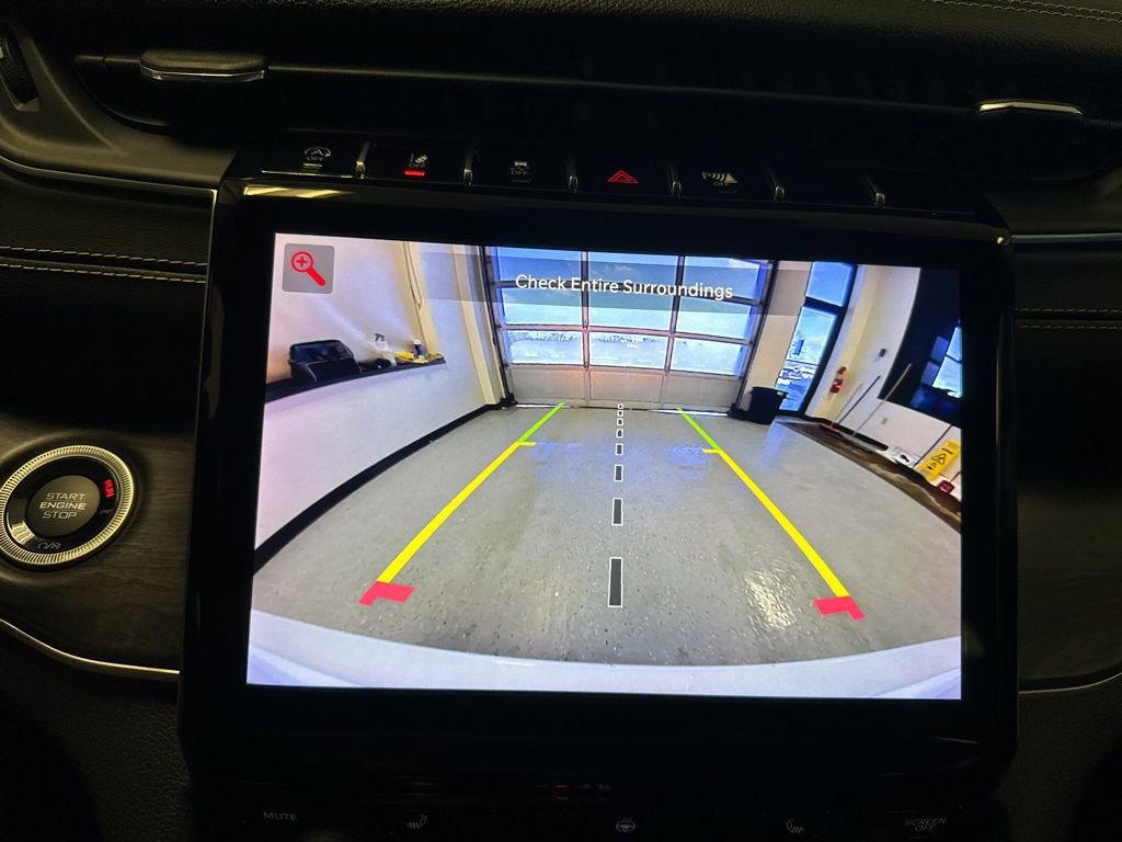 Used 2023 Jeep Grand Cherokee Limited w/ Trailer Tow Prep Group (B) image 12