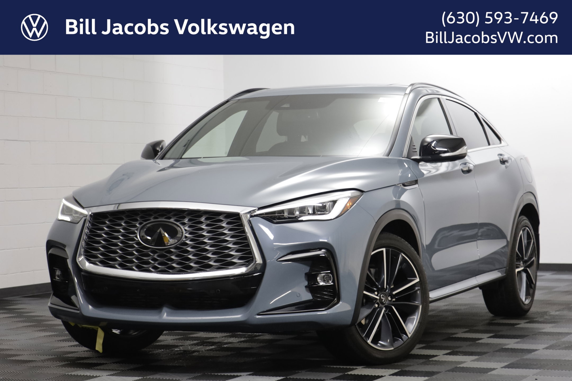 Used 2023 INFINITI QX55 Essential AWD/4WD image 1