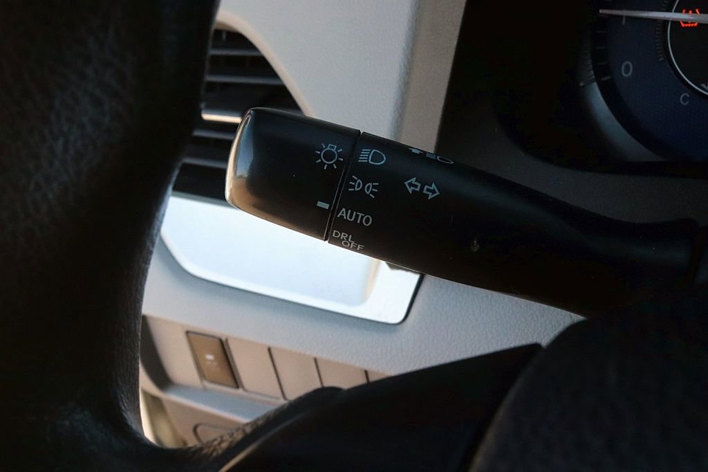 Used 2020 Toyota Sienna LE FWD image 24