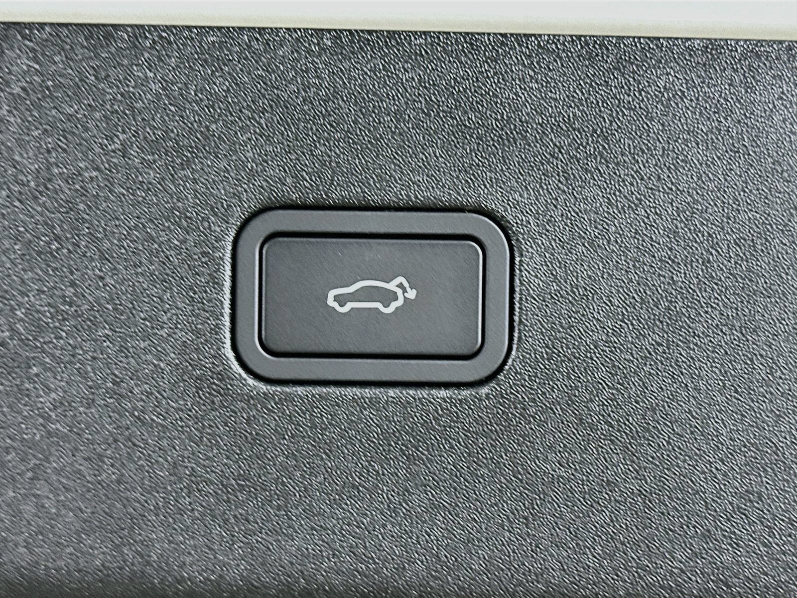 New 2026 Volvo EX30 Ultra w/ Protection Package AWD/4WD image 35