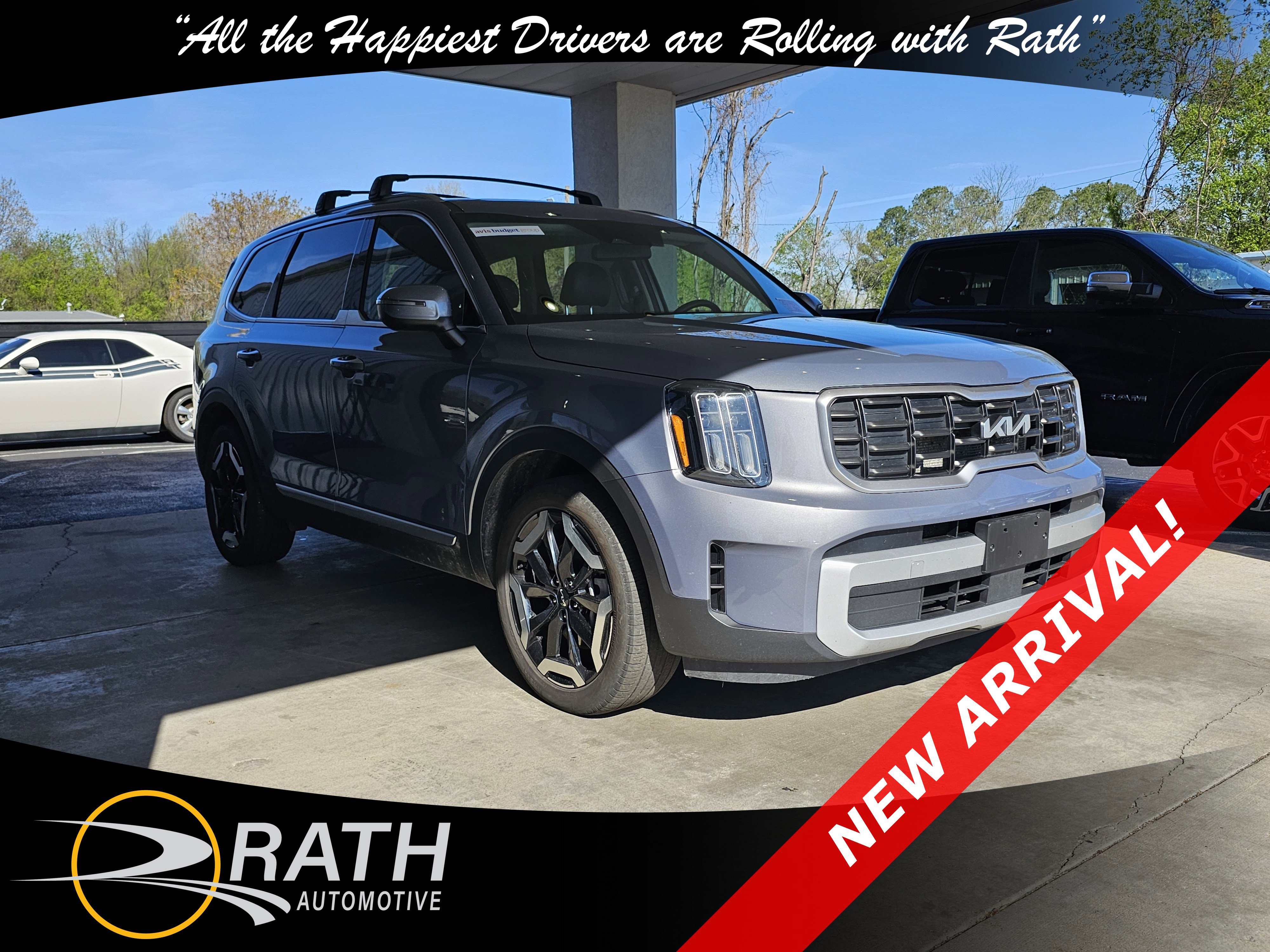 Used 2025 Kia Telluride S image 1