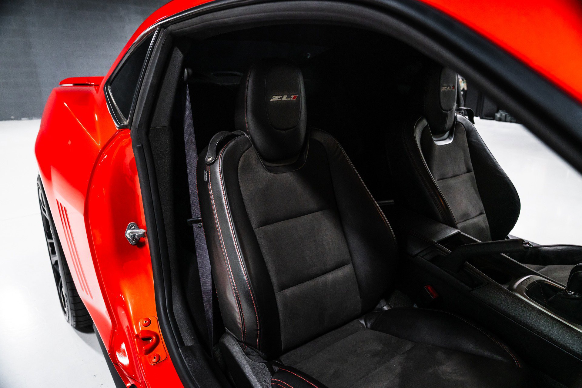 Used 2013 Chevrolet Camaro ZL1 RWD image 28