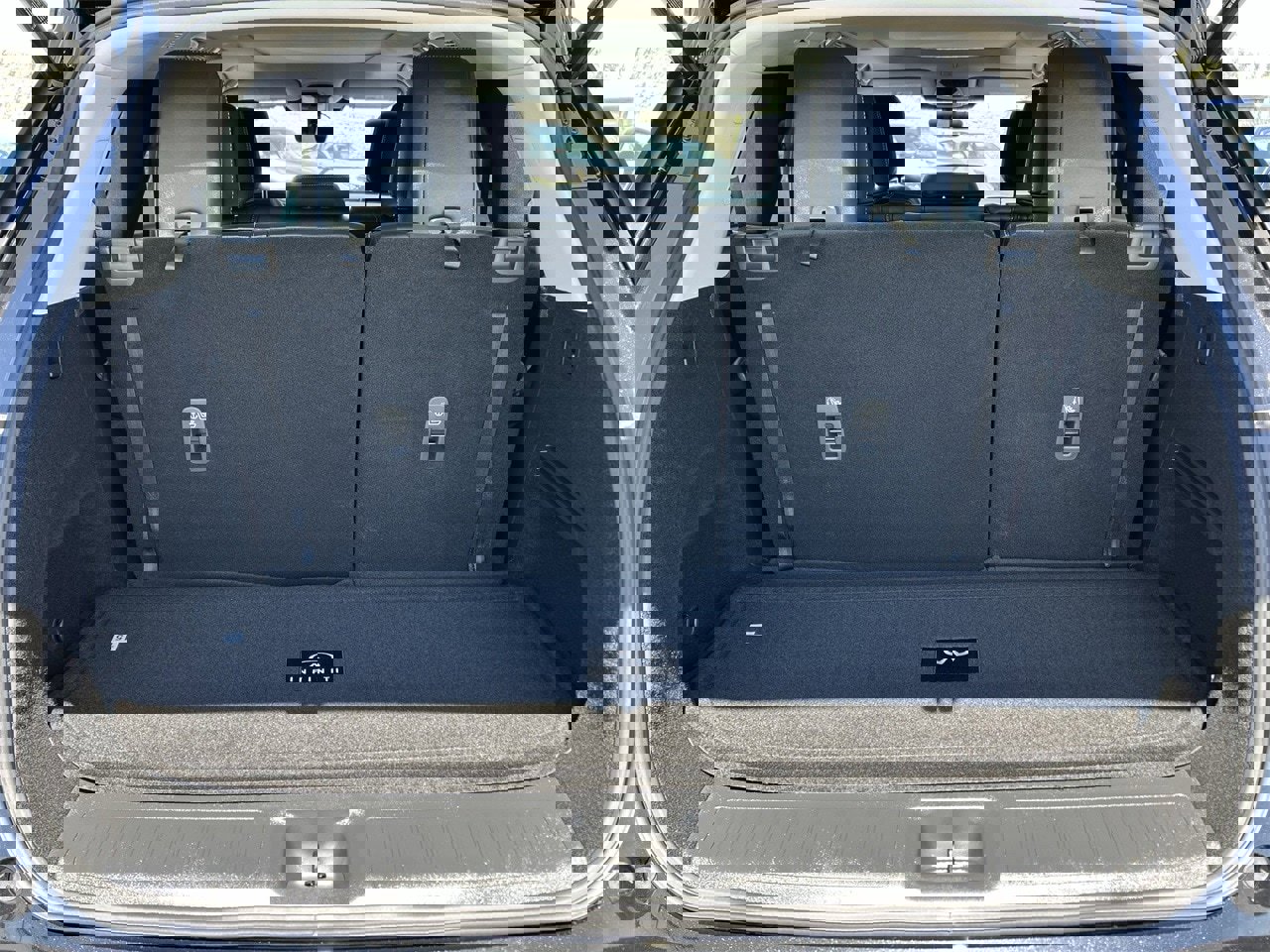 New 2026 INFINITI QX60 Luxe w/ Family Package image 13