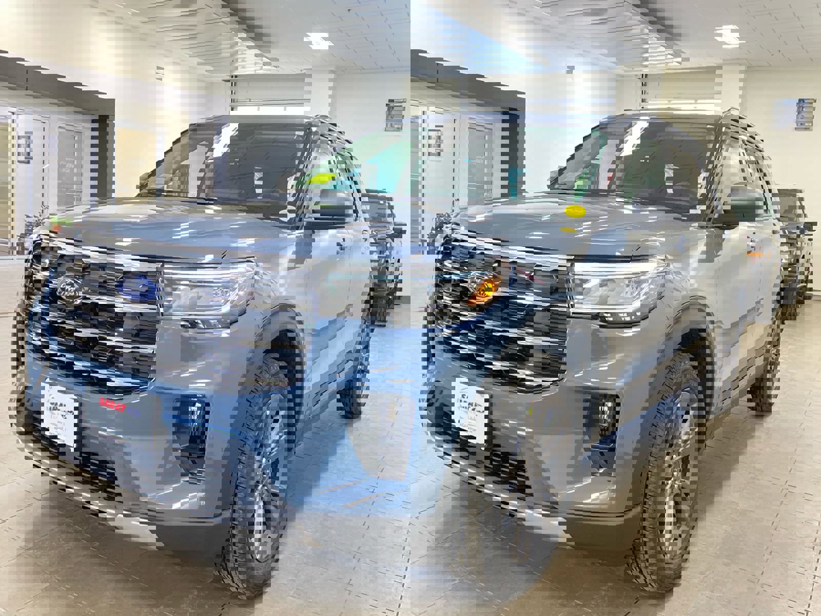 New 2026 Ford Explorer Active w/ Active Comfort Package image 4