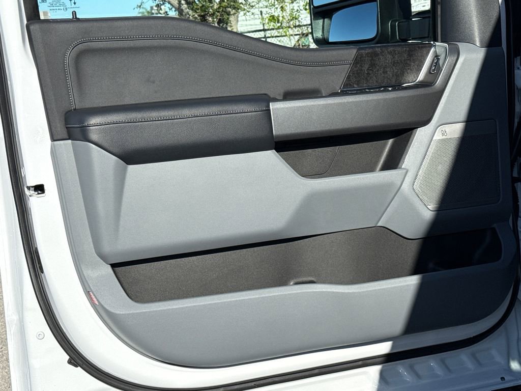 New 2026 Ford F250 XLT w/ XLT Premium Package image 19
