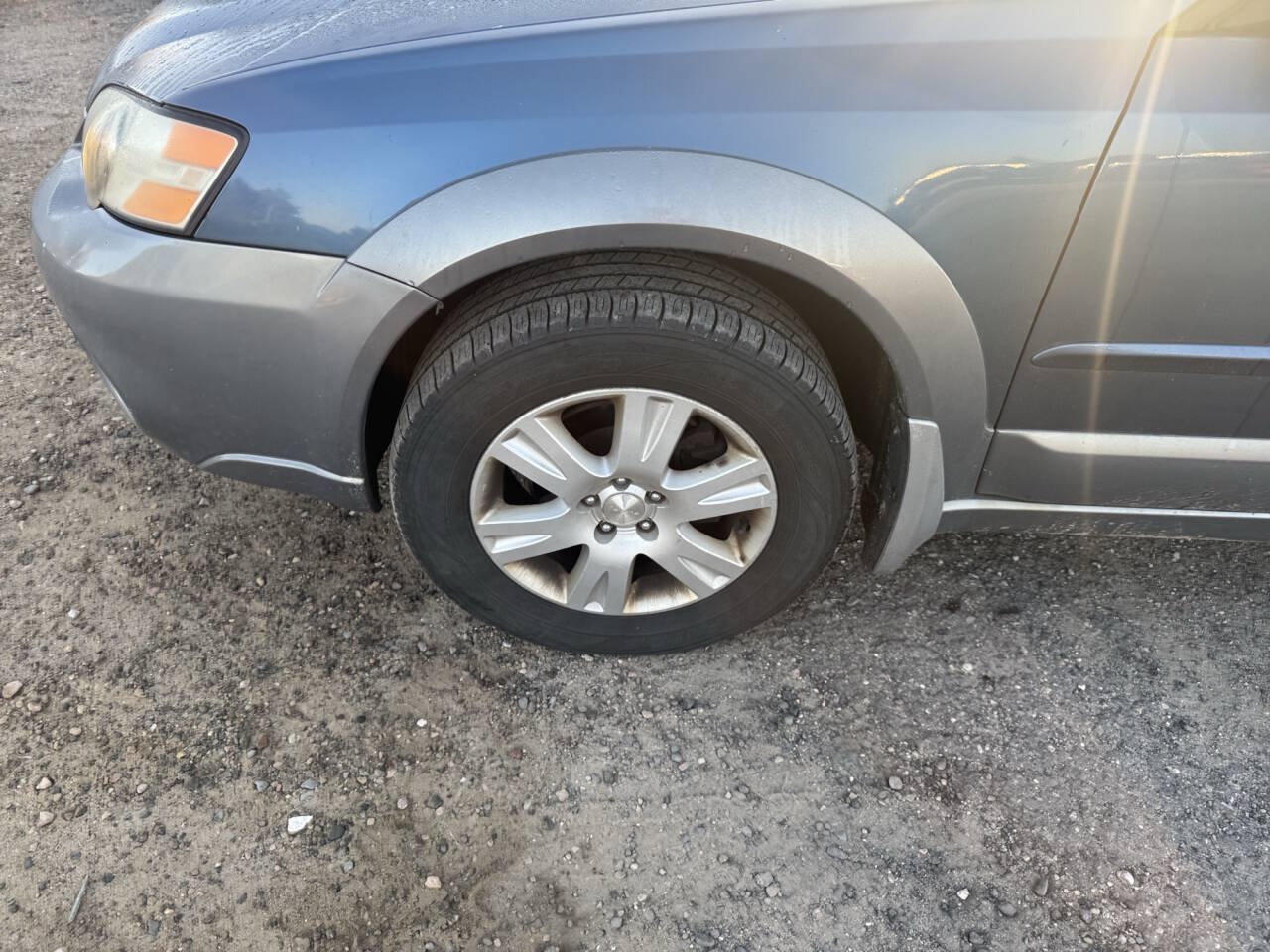Used 2005 Subaru Outback 2.5i AWD/4WD image 9