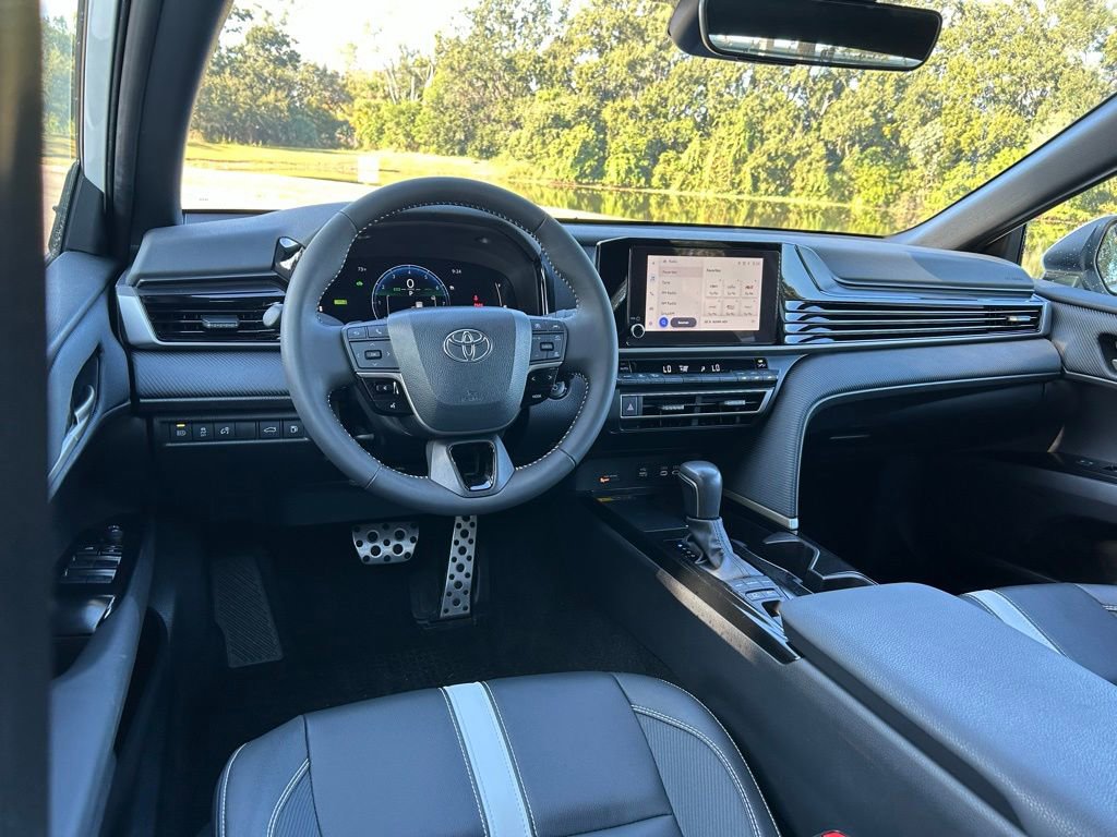 Certified 2025 Toyota Camry SE image 12