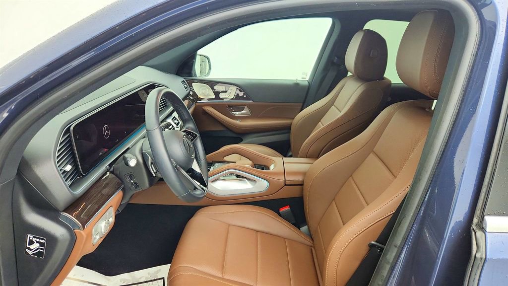 Used 2025 Mercedes-Benz GLE 450e GLE 450e 4MATIC SUV, Exclusive w/ Driver Assistance Package image 18