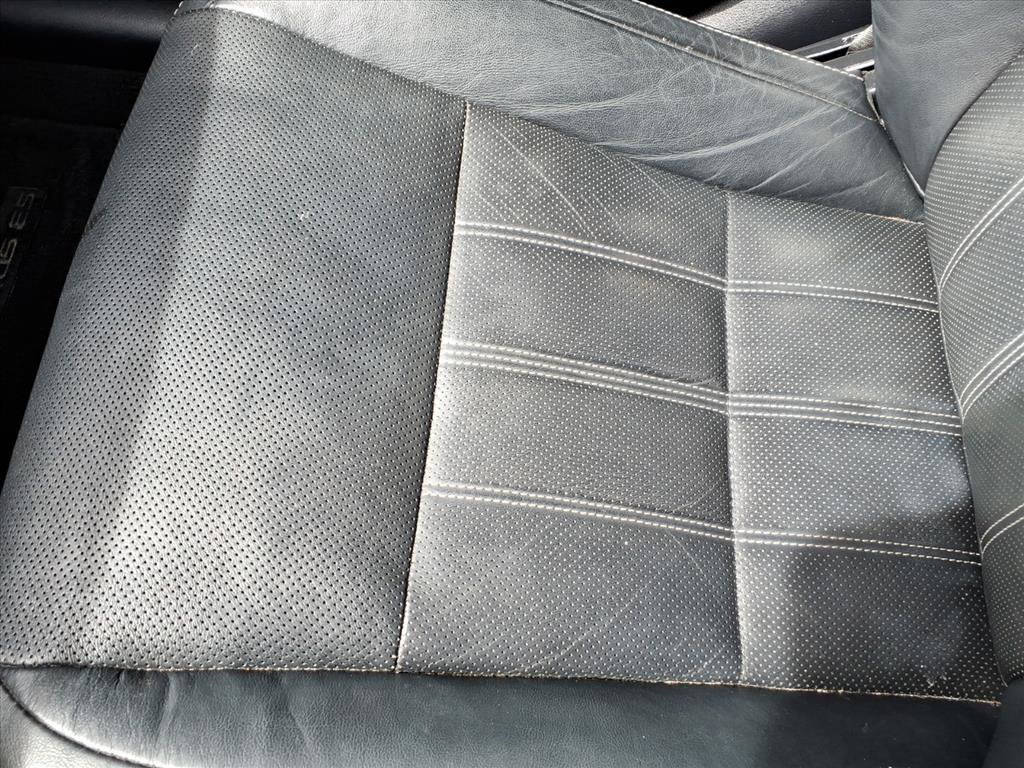 Used 2016 Lexus ES 350 w/ Luxury Package w/Wood Trim image 25