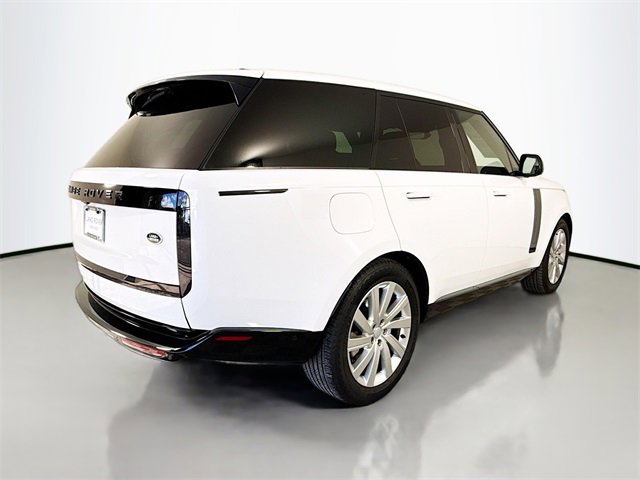 Certified 2023 Land Rover Range Rover SE image 5