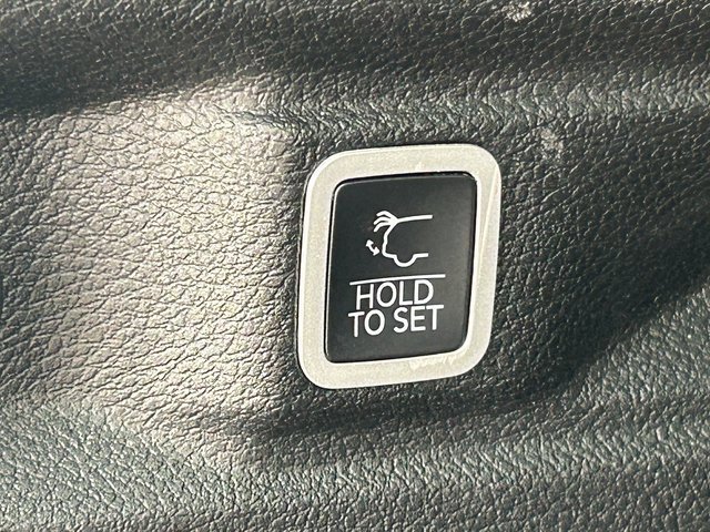 Used 2022 Jeep Grand Cherokee L Limited image 33