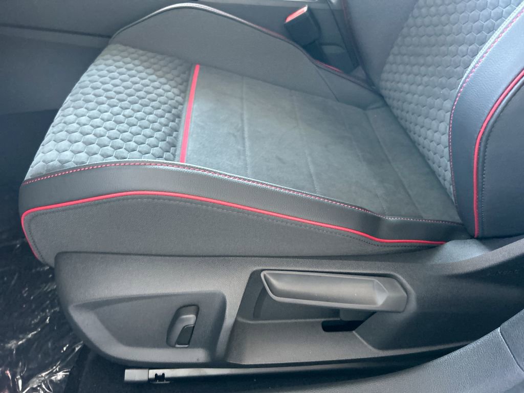 New 2026 Volkswagen GTI SE image 14