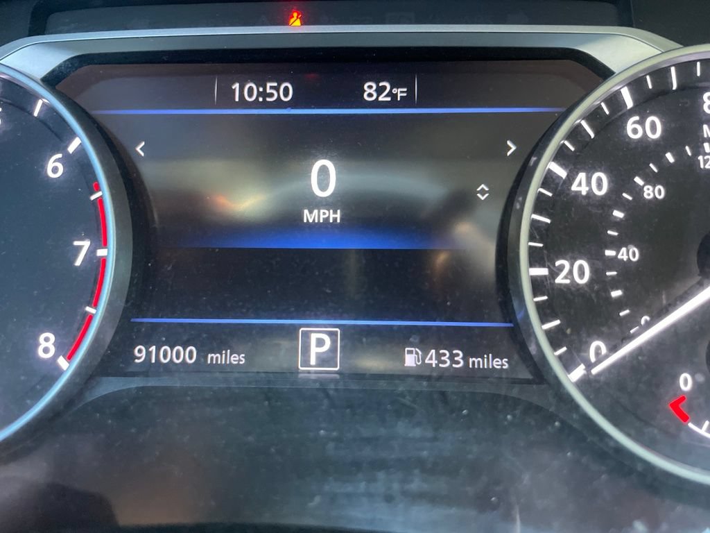 Used 2021 Nissan Sentra SV FWD image 13