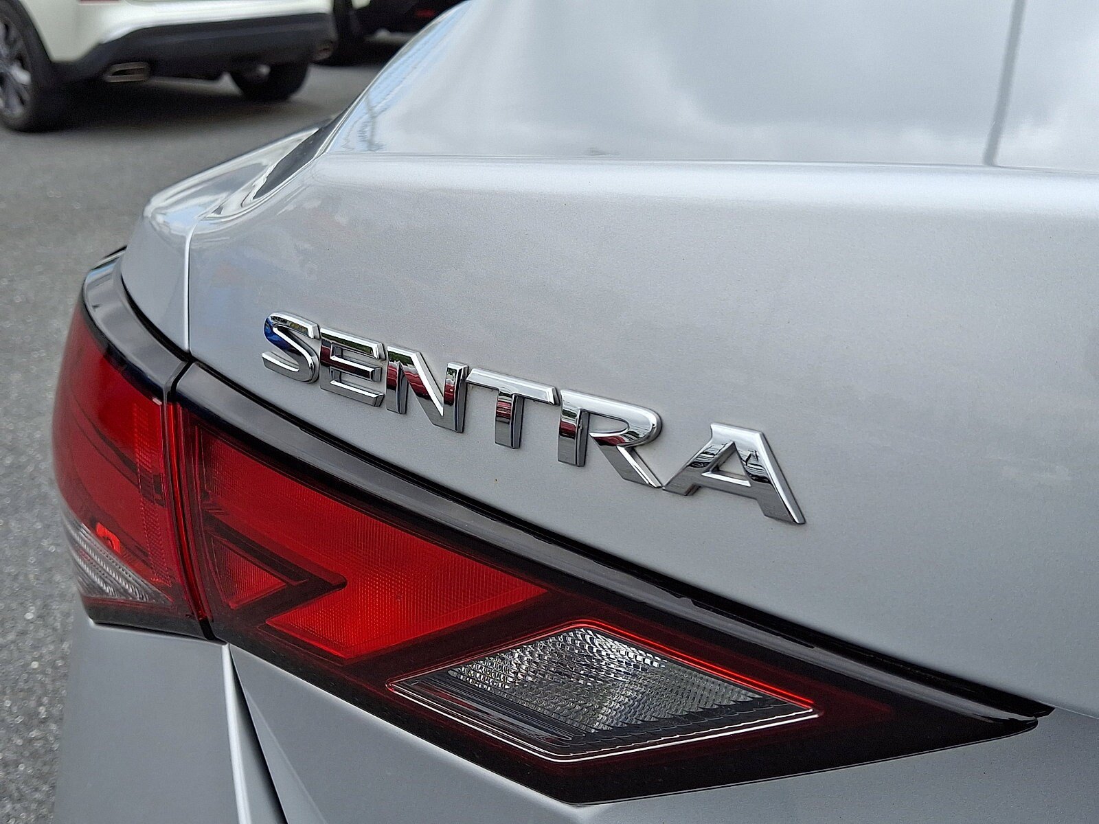 Used 2020 Nissan Sentra SV w/ Trunk Package FWD image 29