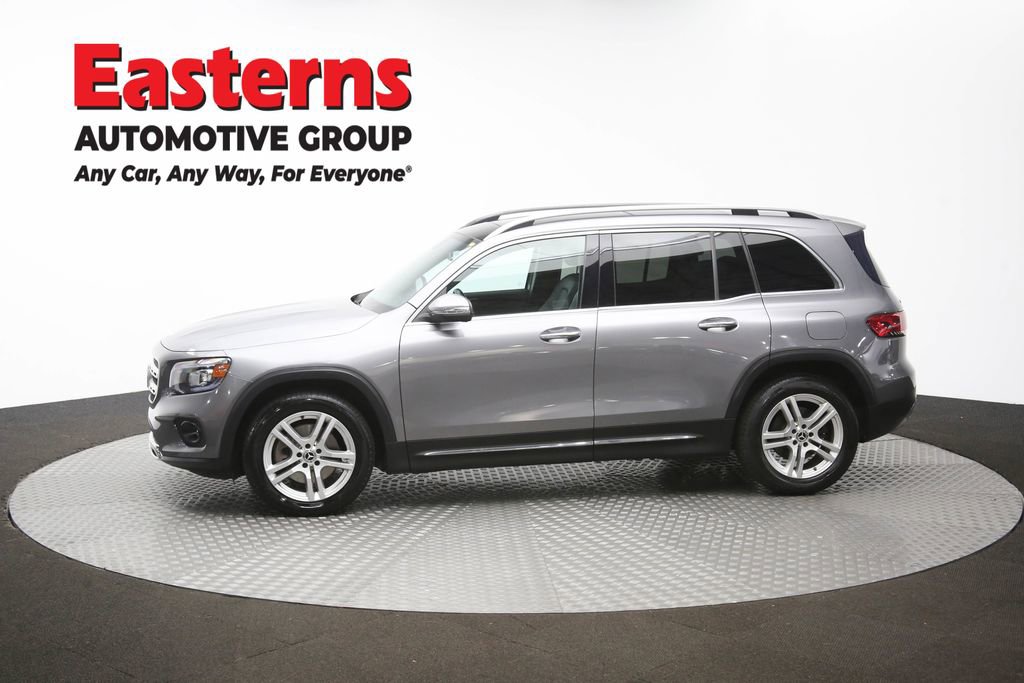 Used 2021 Mercedes-Benz GLB 250 4MATIC w/ Premium Package image 59