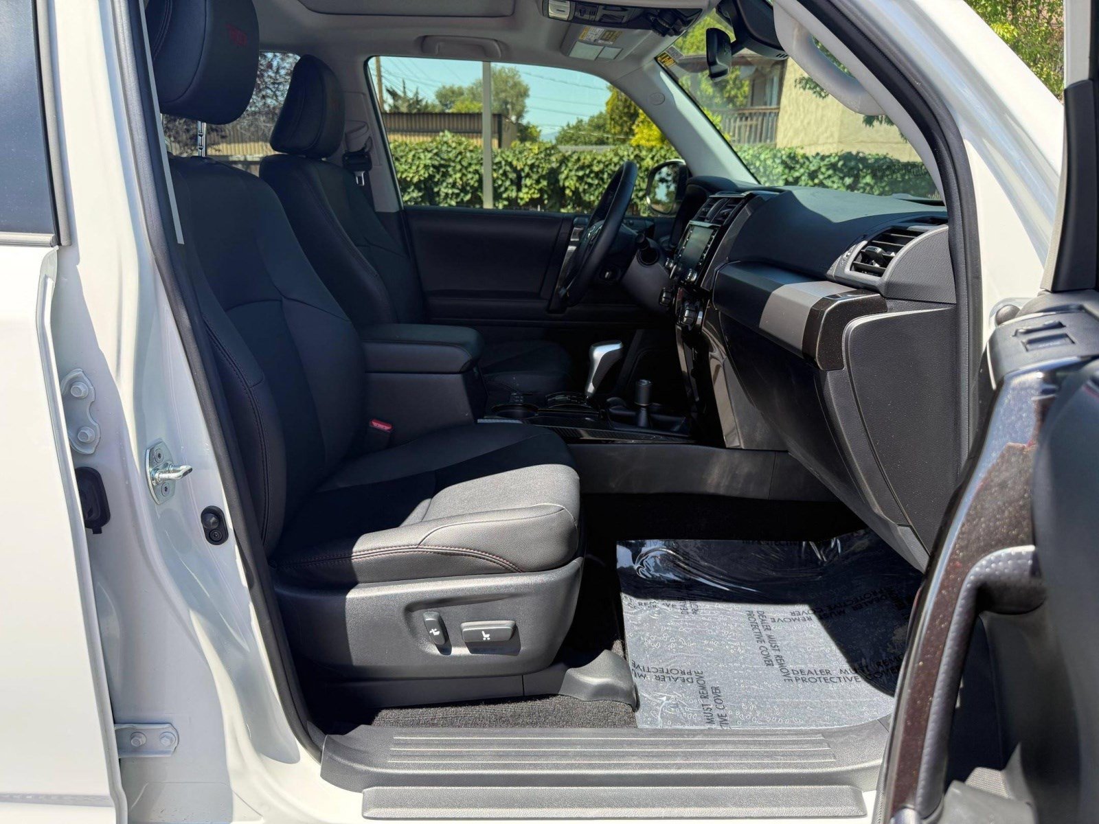 Certified 2023 Toyota 4Runner TRD Off-Road Premium w/ Moonroof Package AWD/4WD image 30